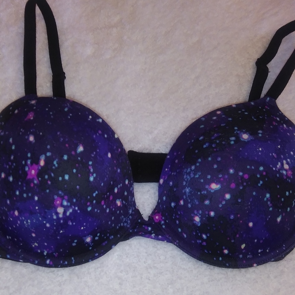 Victoria Secret Pink Bra Great for Tshirts